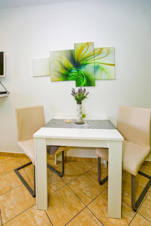 חוואר Villa Softic Hvar מראה חיצוני תמונה