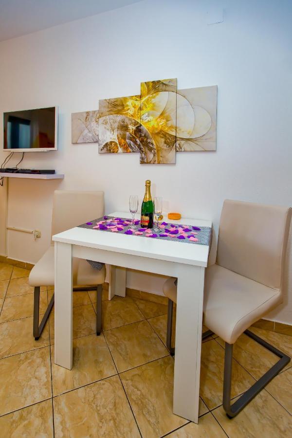 חוואר Villa Softic Hvar מראה חיצוני תמונה